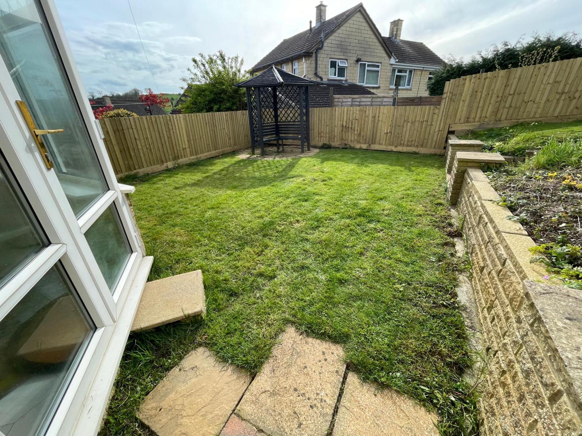 Stylish Home In Bath With Driveway Parking, 10Min From City Exterior photo